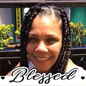 Meet your Posher, Pamela